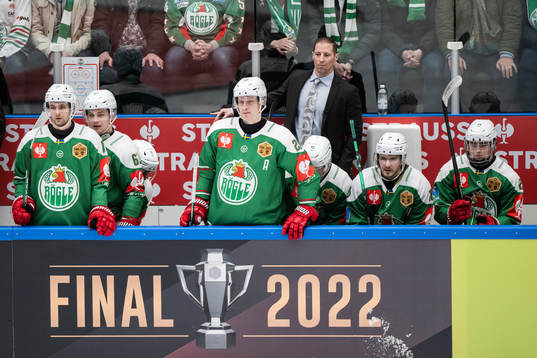 Anton Bengtsson and Cam Abbott, head coach of Rögle