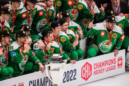 Leon Bristedt and Adam Tambellini of Rögle celebrate