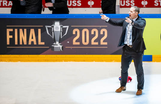 Cam Abbott, head coach of Rögle celebrates