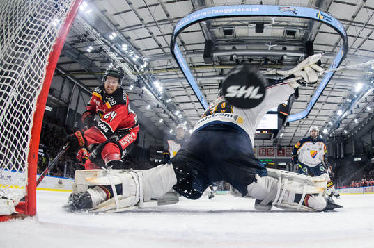 Luleås Brendan Shinnimin sätter 2-2