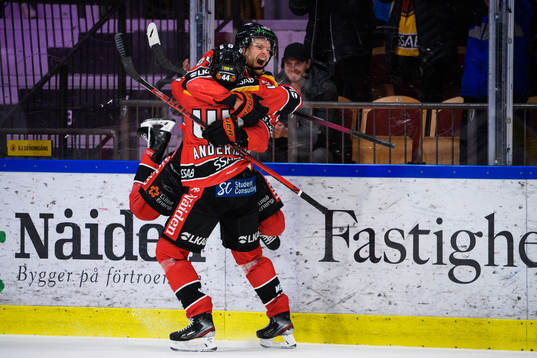 Luleås Brendan Shinnimin jublar