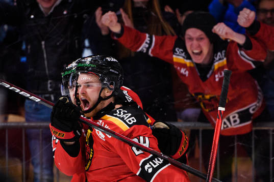 Luleås Brendan Shinnimin jublar