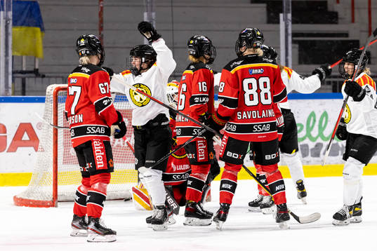 Brynäs Jaycee Gebhard jublar