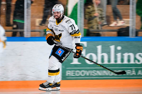 Västerås Sviatoslav Grebenshchikov innan ishockeymatchen