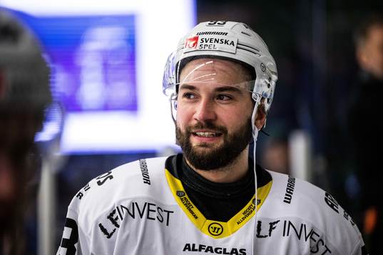 Västerås Ilya Arkalov  jublar