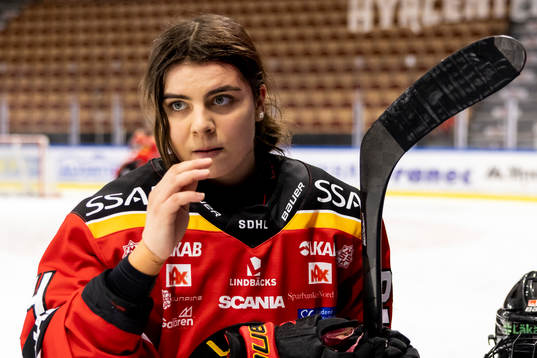 Luleås Noemi Ryhner utan hjälm