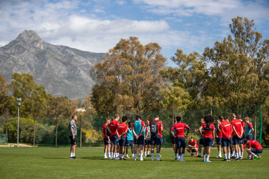 Helsingborgs spelare och ledare samlade