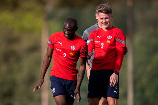 Ravy Tsouka-Dozi och Casper Widell