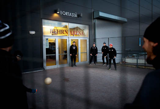 Malmö Redhawks spelarna värmer upp