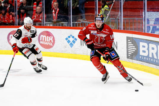 Malmö Redhawks Joakim Ryan och Örebros Rodrigo Abols