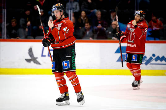 Örebros Elias Ekström deppar