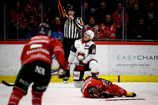 Örebros Petr Zámorský har ont