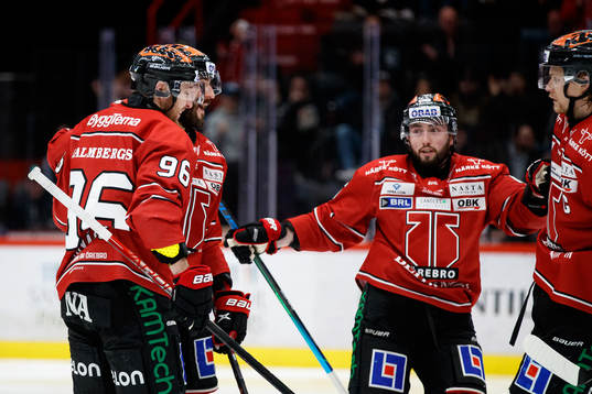 Örebros Nick Ebert jublar