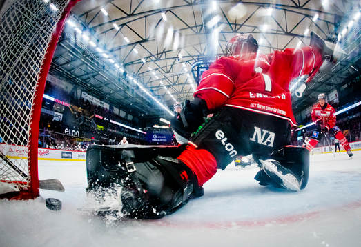 Malmö Redhawks Pathrik Westerholm gör 2-4 på Örebros
