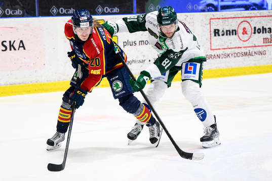 Djurgårdens Marcus Sörensen och Färjestads Theodor