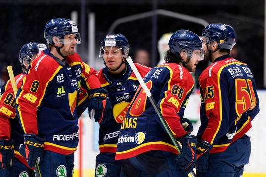Djurgårdens Eric Gelinas jublar