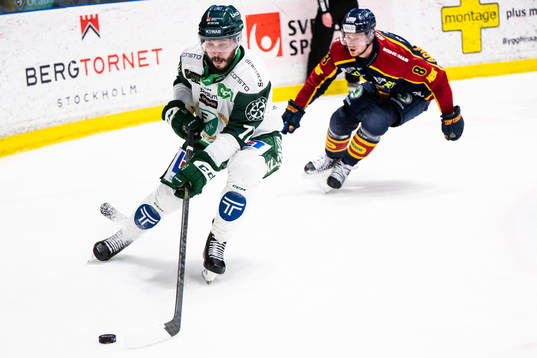 Färjestads Jesse Virtanen och Djurgårdens Linus Arnesson