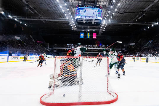 Färjestads spelare jublar
