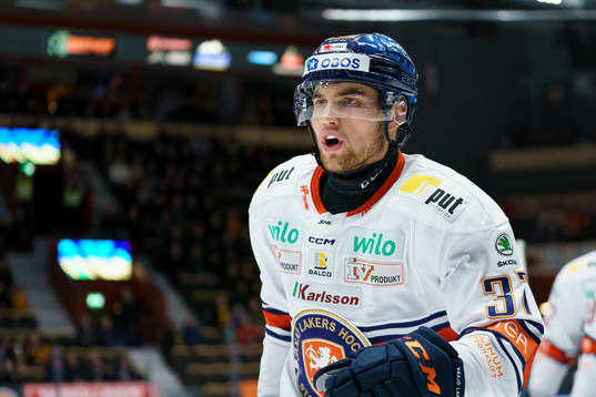 Växjös Glenn Gustafsson jublar