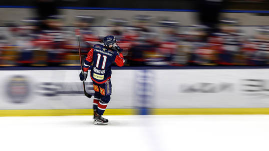 Linköpings Henrik Törnqvist jublar