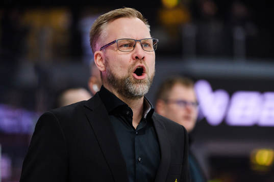 Brynäs tränare Mikko Manner