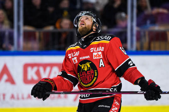 Luleås Linus Omark deppar