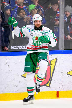 Rögles Valtteri Kemiläinen jublar