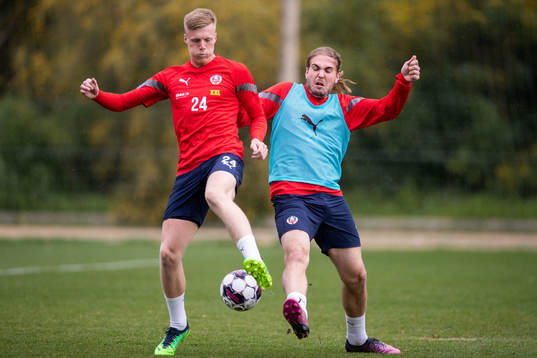 Emil Hellman och Charlie Weberg i duell