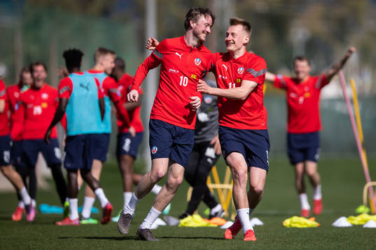 Rasmus Jönsson och Rasmus Karjalainen jublar