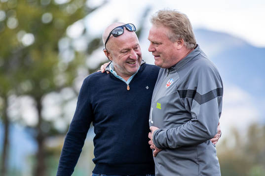 Ordförande Kjell Jakobsson och tränare Jörgen Lennartsson