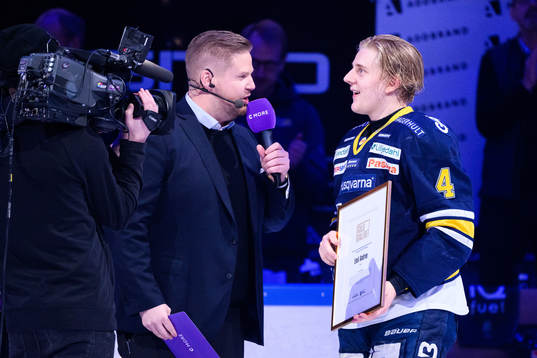 s Emil Andrae tilldelas priset Guldgallret som
