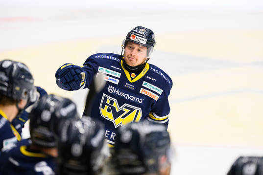 s Fredrik Forsberg jublar