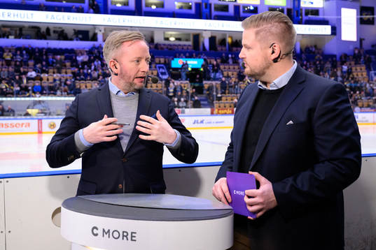 Fredrik Söderström och Lars Lindberg i Cmores studio