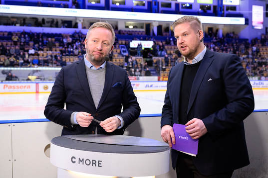 Fredrik Söderström och Lars Lindberg i Cmores studio