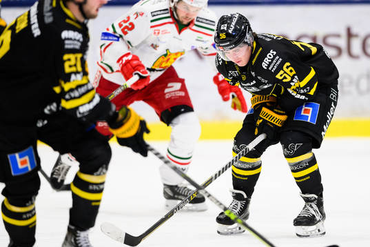 Västerås Alexander Lunsjö har ont