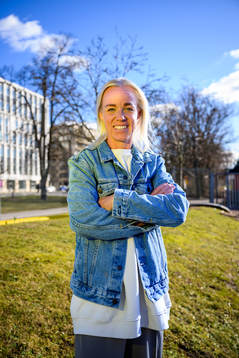 Carloline Seger