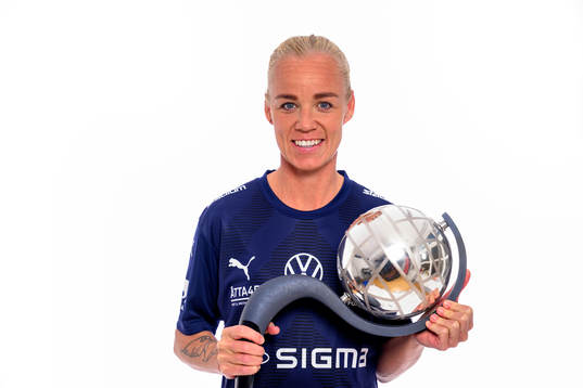 Carloline Seger