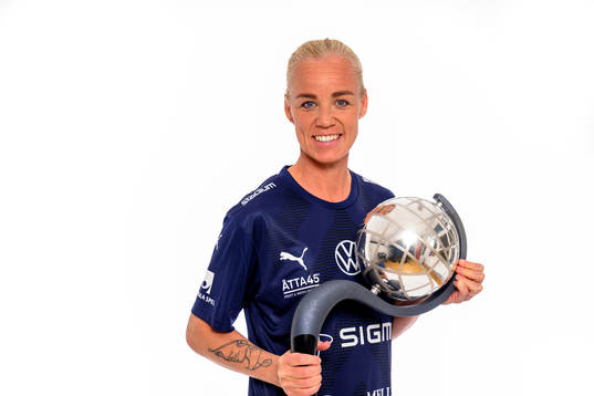 Carloline Seger