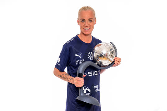 Carloline Seger