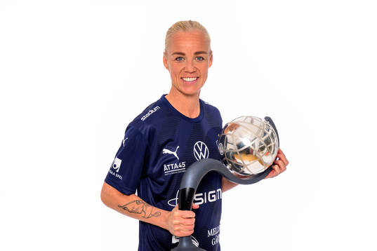 Carloline Seger