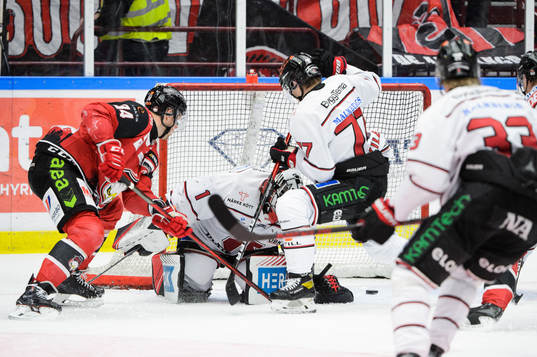 Malmö Redhawks Carl Söderberg gör 4-4