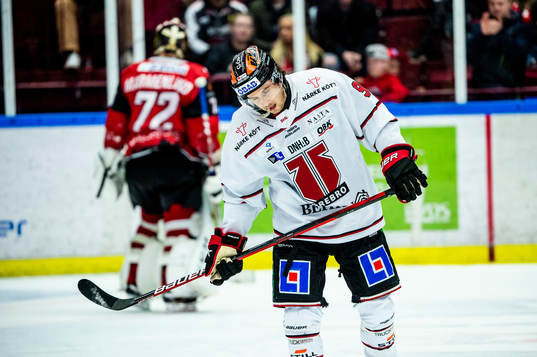 Örebros Nicholas Halloran deppar