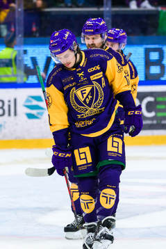 Färjestads Joakim Nygård och Mikael Wikstrand deppar