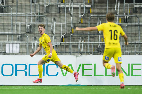 Halmstads Alexander Johansson jublar
