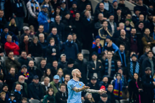 Djurgårdens Magnus Eriksson reagerar