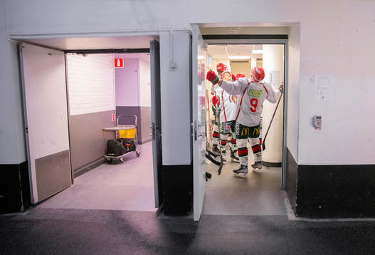 Frölundas Jan Mursak och Max Friberg