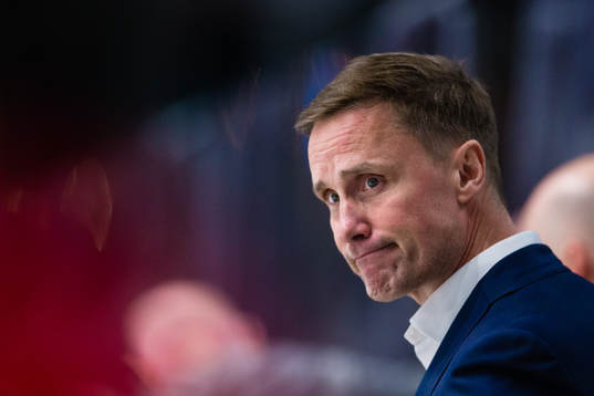 Frölundas tränare Roger Rönnberg deppar