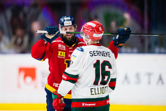 Djurgårdens Dick Axelsson och Frölundas Stefan Elliot