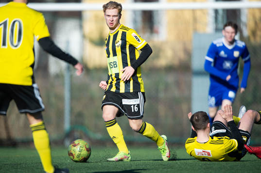 IFK Hässleholms Victor Holmberg i träningsmatchen mellan