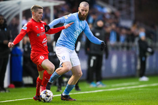 Värnamos Oscar Johansson och Malmö FFs Jo Inge Berget